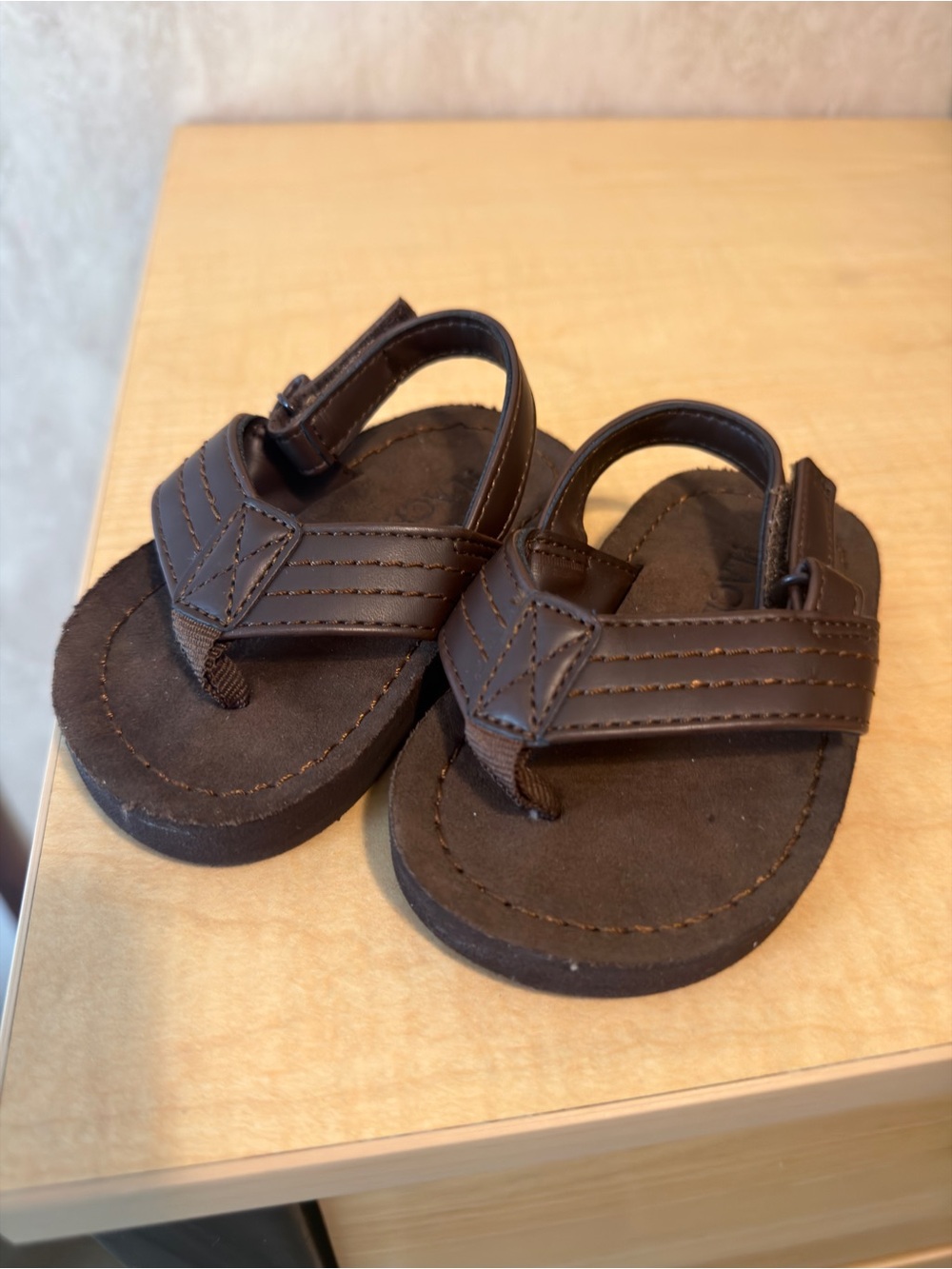The Children's Place Brown Toddler Back-Strap Flip Sandals